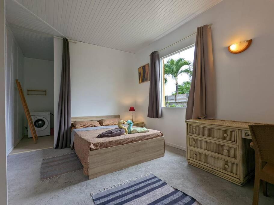 Charmante Villa Creole Climatisee, Jardin Tropical Et Piscine Prives Lamentin Exterior foto