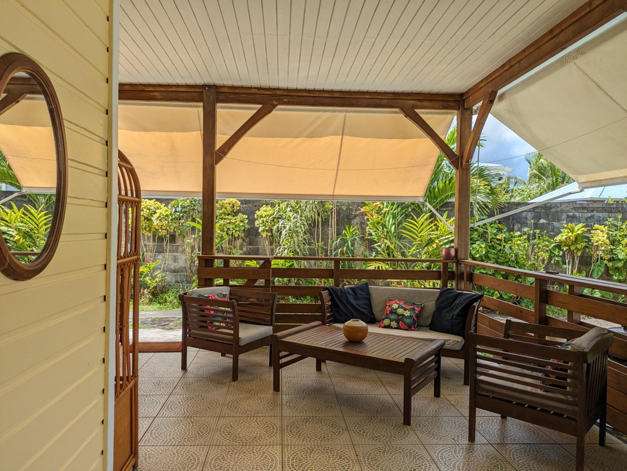 Charmante Villa Creole Climatisee, Jardin Tropical Et Piscine Prives Lamentin Exterior foto